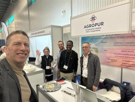 Simon Robert, directeur coopération, accompagné des conseillers coopératifs Sylvie-Anne Labonté, Samuel Helbling , Maestro Edoh et Rémi Lafond.