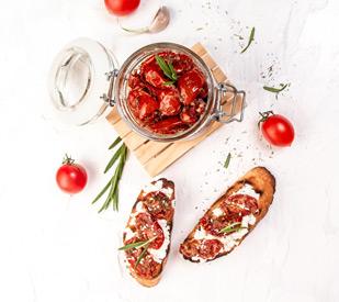 Bruschetta with olive oil, sundried tomatoes, cottage cheese