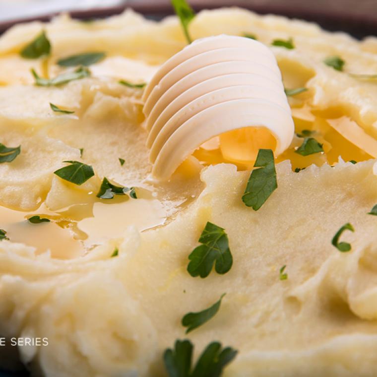22-0712 Cheesy Mashed Potatoes Recipe Series Header Image
